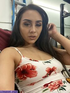 Reallillyhallxx exclusive onlyfans leaked nudes