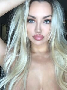 lindseypelas exclusive onlyfans leaked nudes
