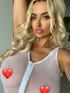 lindseypelas exclusive onlyfans leaked nudes