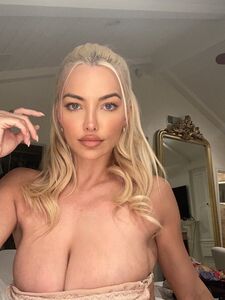 lindseypelas exclusive onlyfans leaked nudes