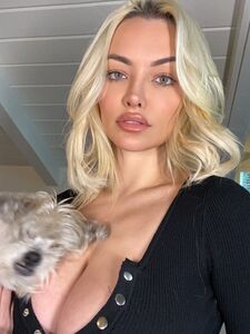 lindseypelas exclusive onlyfans leaked nudes