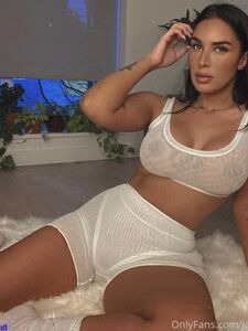 innocentcailyn aka jameelahh exclusive onlyfans leaked nudes