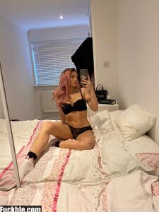 QUEENSLUTG aka gkiri new hot onlyfans leaked nudes