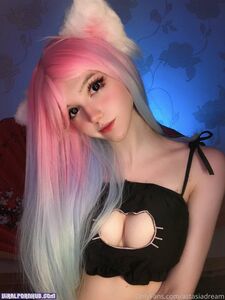 AstasiaDream (899 pictures)