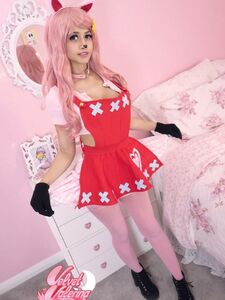 Reese by VelvetValie (64 pictures)