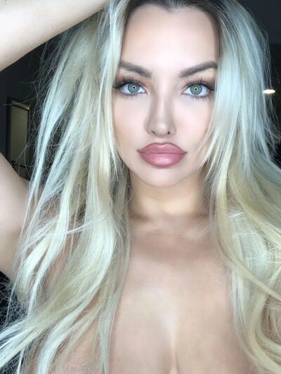 Lindsey Pelas latest onlyfans leaked nudes