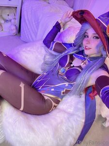 Belle Delphine Mona Cosplay Nude Pussy Rides Dildo Onlyfans Leaks Photos