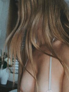 Moremolly Onlyfans Latest Nude Photo Leaks